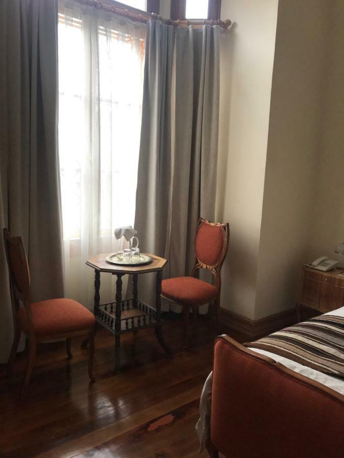 Fortunata Chacana Guest House 발파라이소 객실 사진